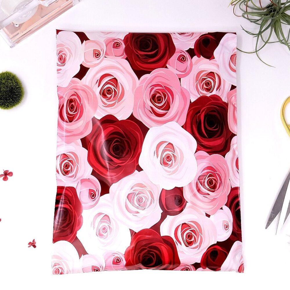 25ct Medium 10 x 13 Roses Poly Mailers